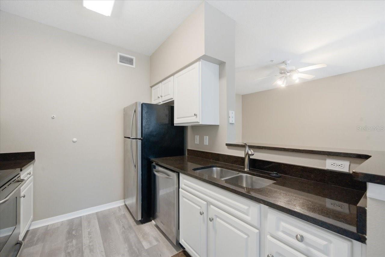 1910 E PALM AVE #10205 — photo 5