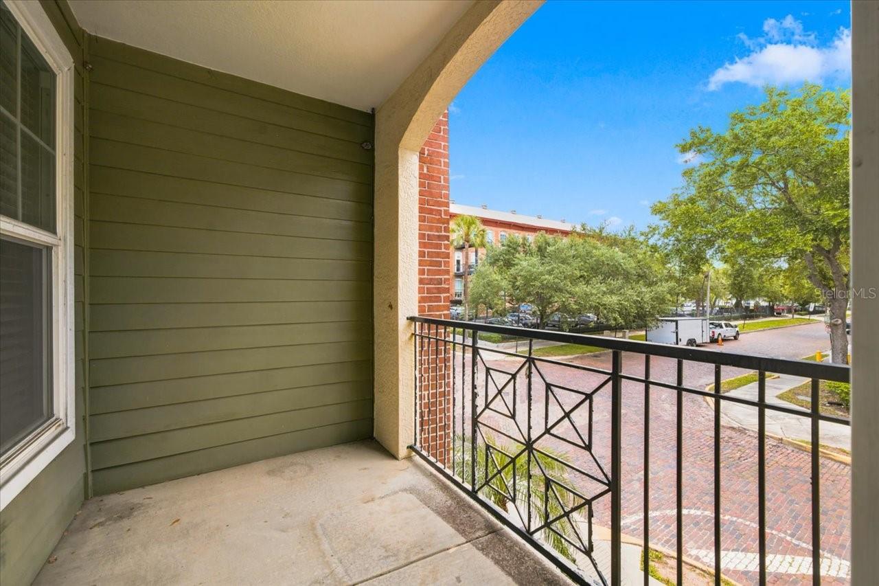 1910 E PALM AVE #10205 — photo 29