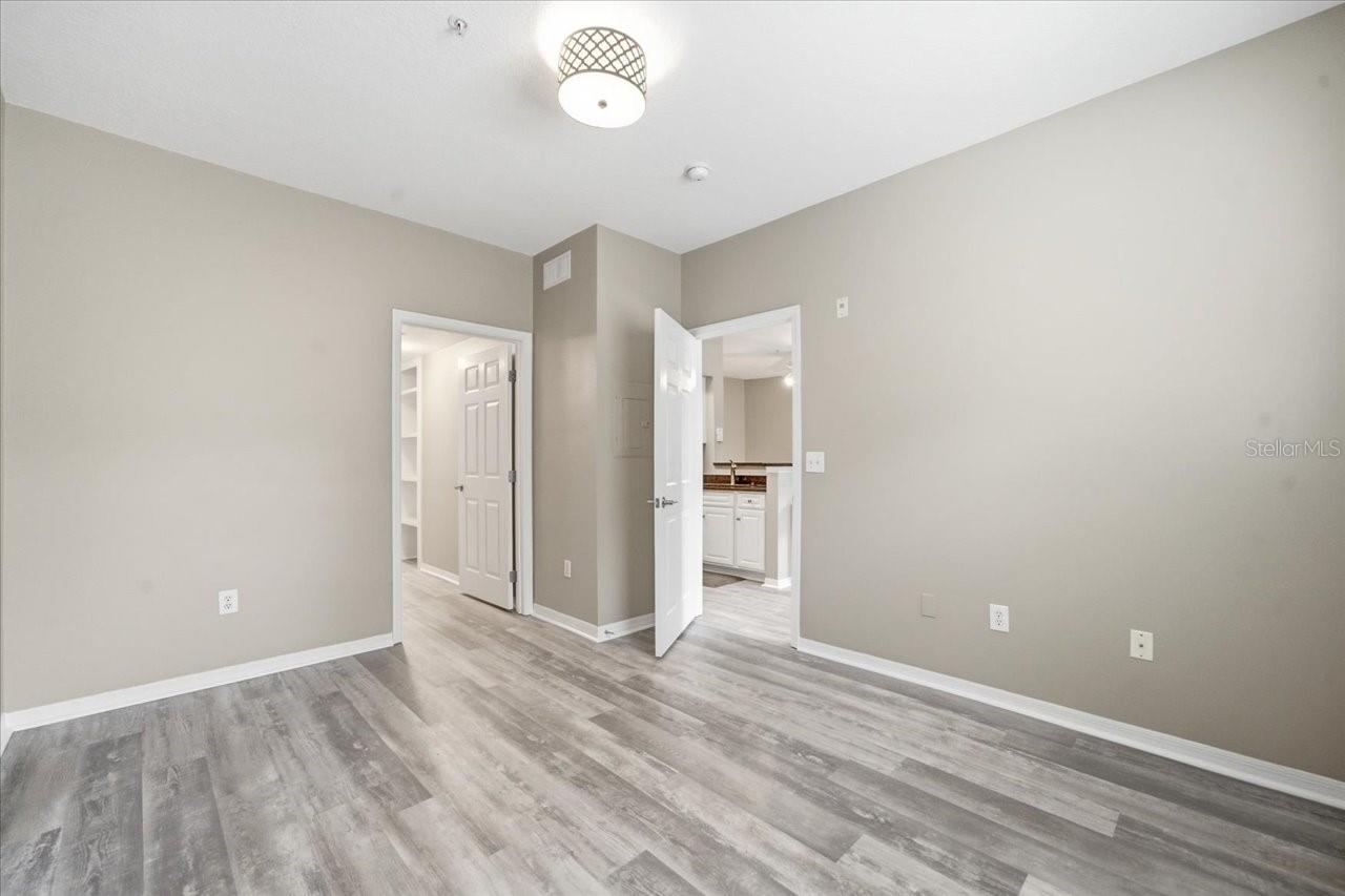 1910 E PALM AVE #10205 — photo 22