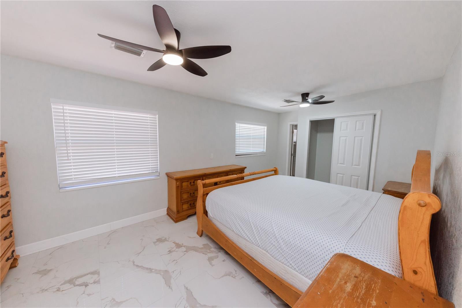 4946 DR MARTIN LUTHER KING JR ST S — photo 37