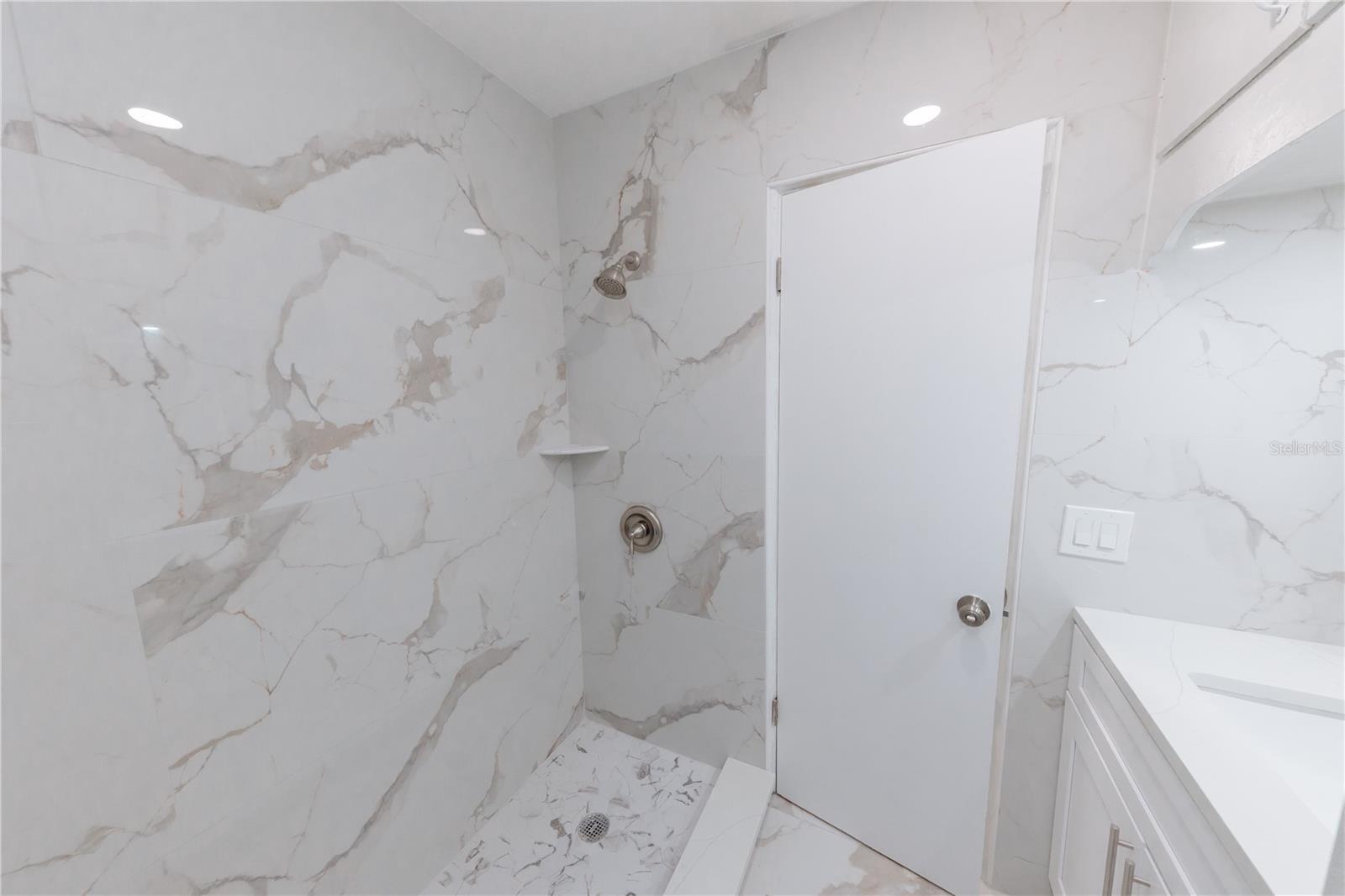 4946 DR MARTIN LUTHER KING JR ST S — photo 41