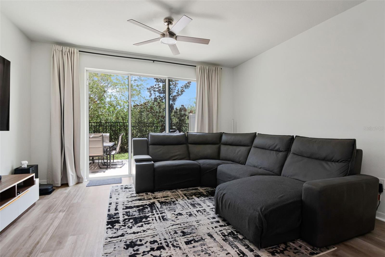 9213 HILLCROFT DR — photo 11