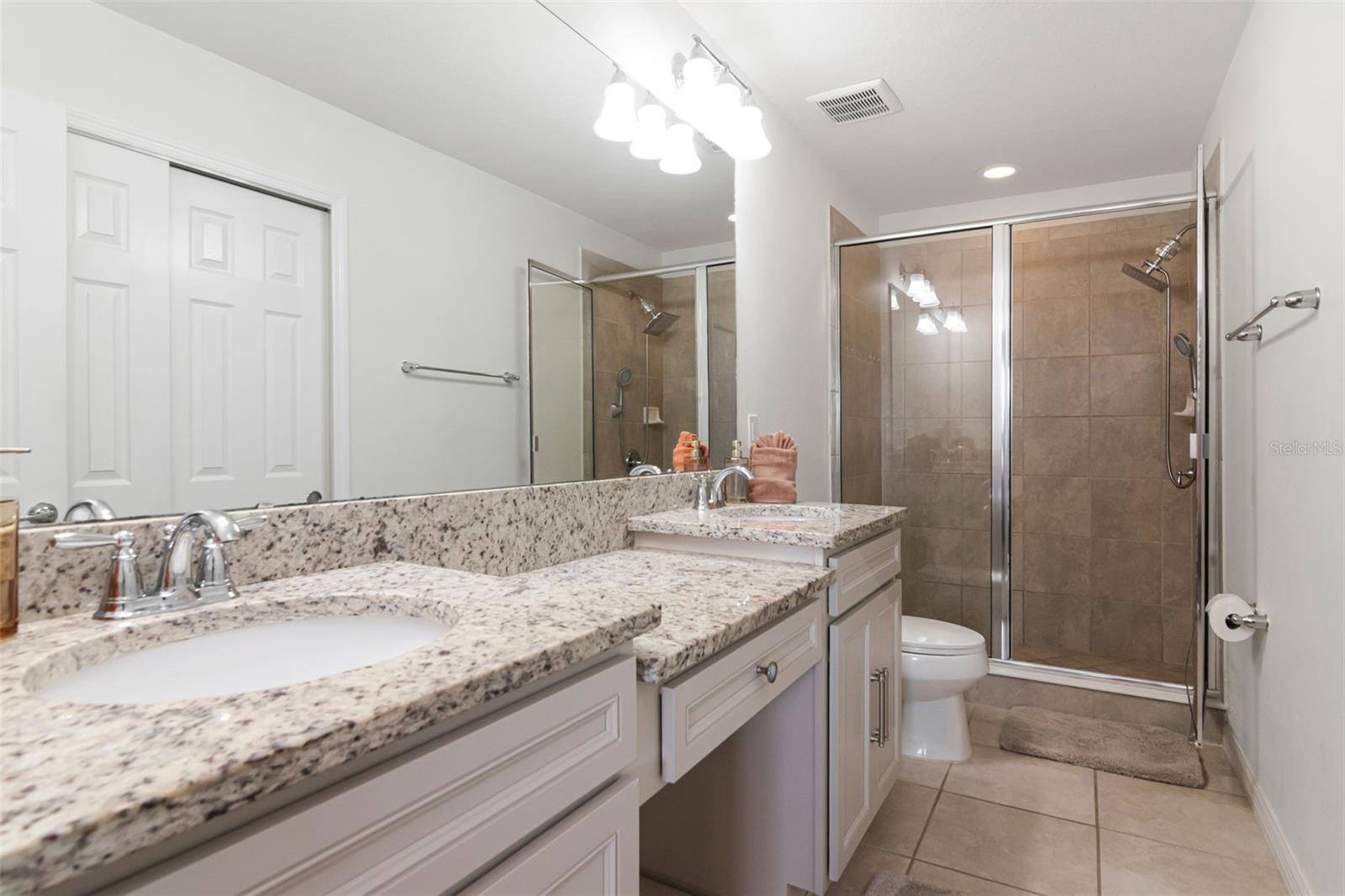 9213 HILLCROFT DR — photo 22