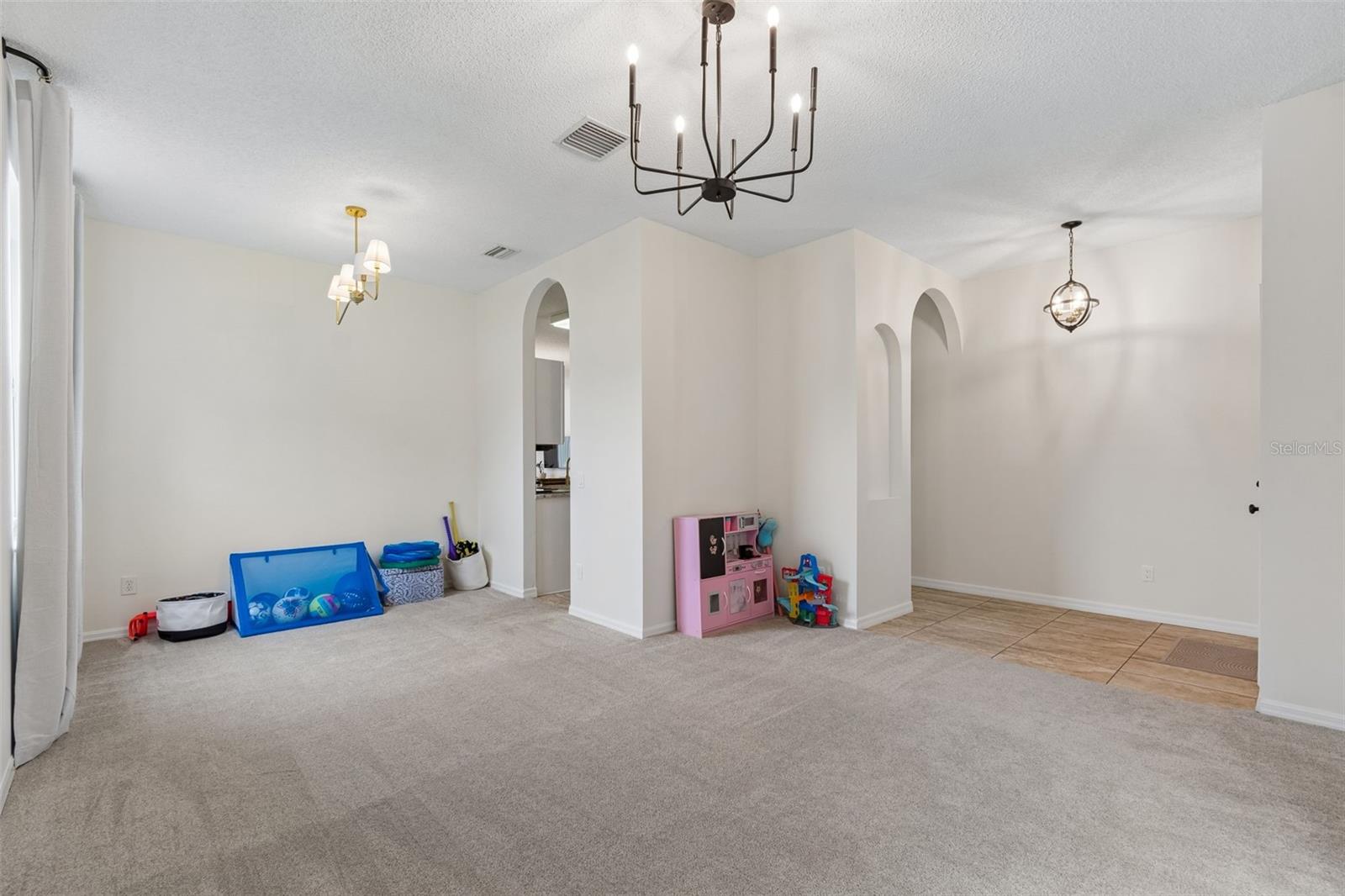 19029 CHEMILLE DR — photo 9