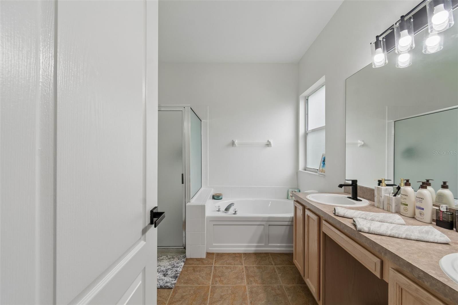 19029 CHEMILLE DR — photo 32