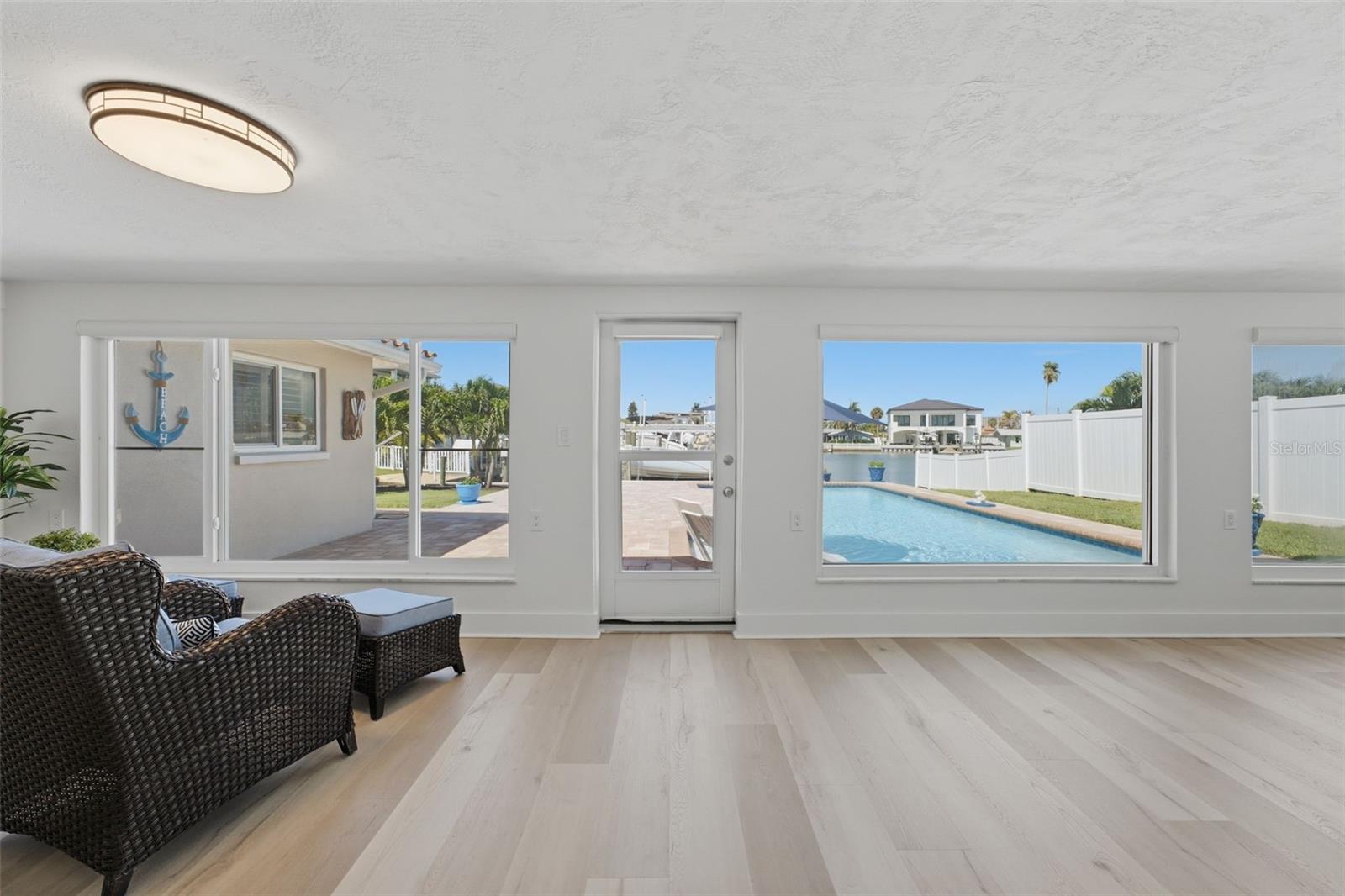 6414 2ND PALM PT — photo 35