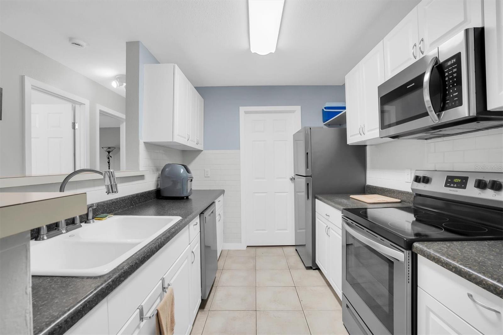 1400 GANDY BLVD N #1306 — photo 23