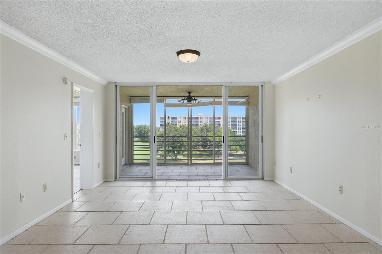 4550 PINEBROOK CIR #403 — photo 4