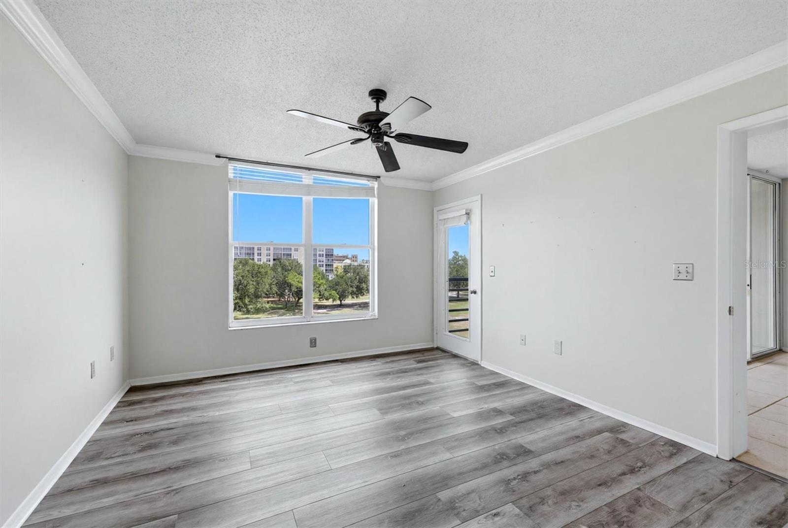 4550 PINEBROOK CIR #403 — photo 22