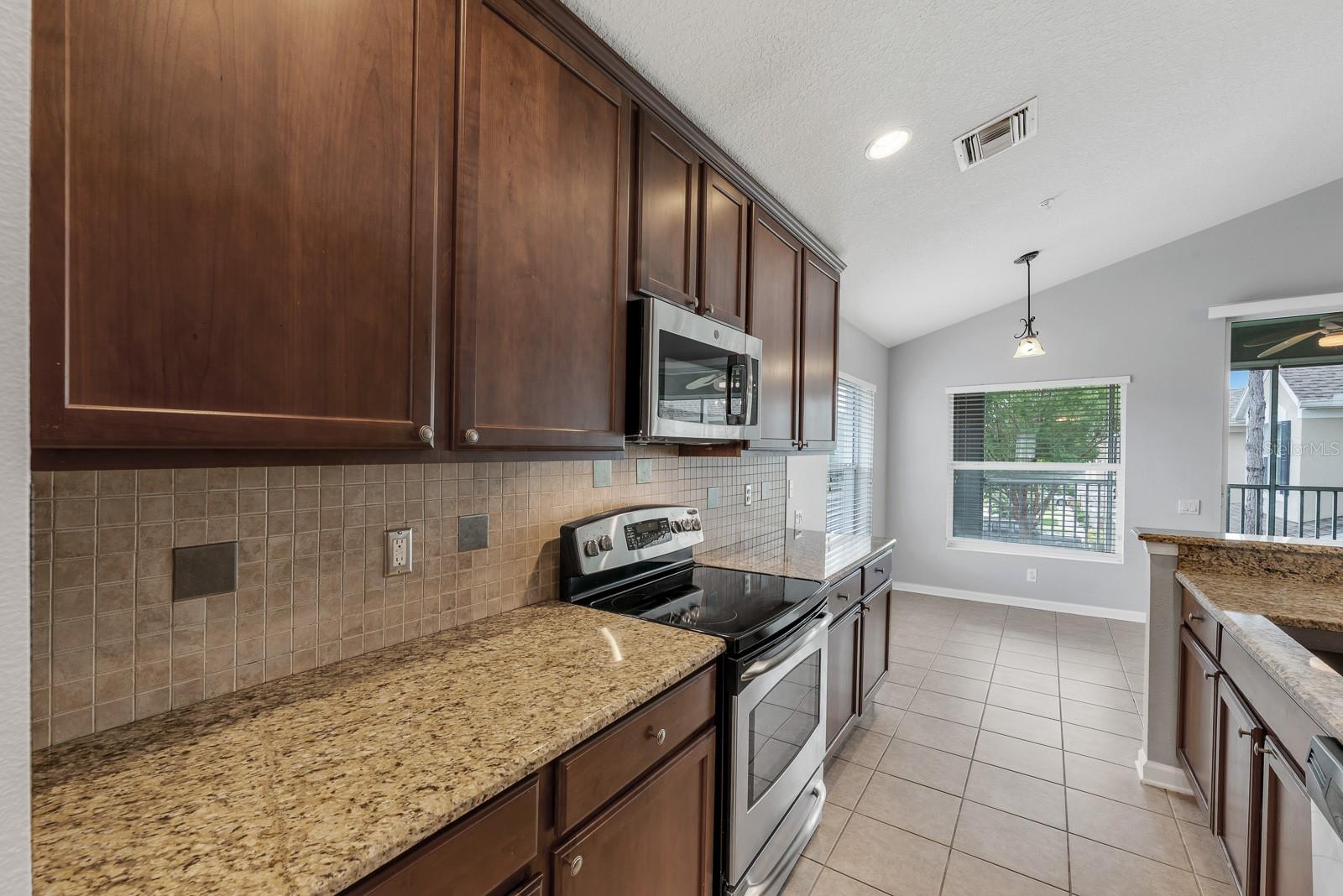 2223 KINGS PALACE DR #00 — photo 15