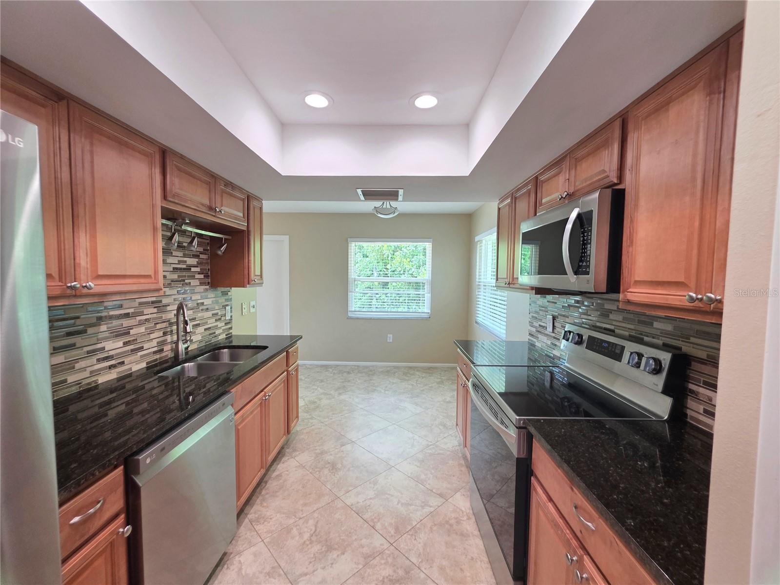 352 PINE TREE RD — photo 13