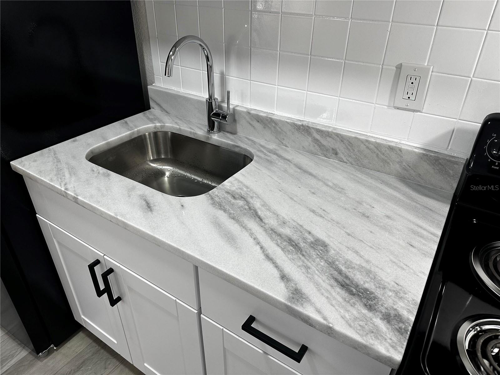 1104 E 140TH AVE #B — photo 7