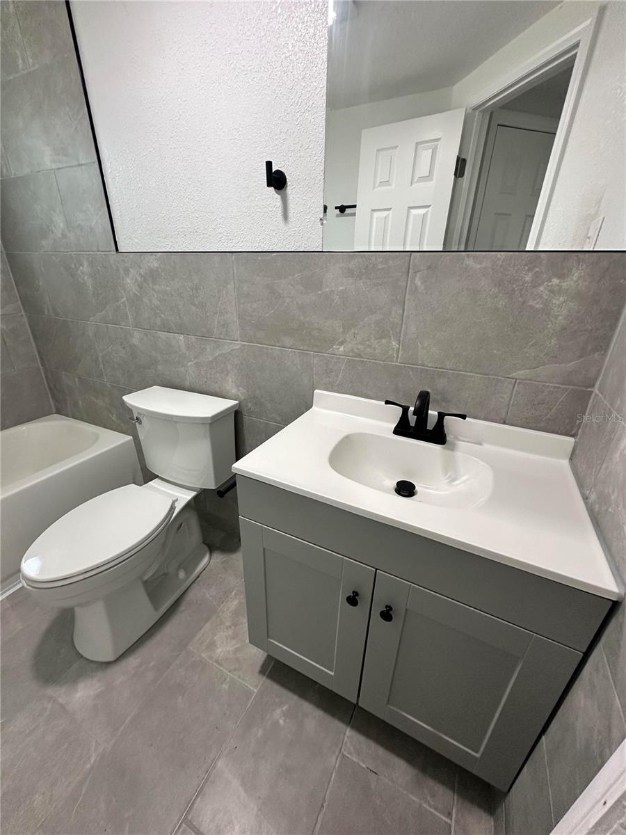 1104 E 140TH AVE #B — photo 20