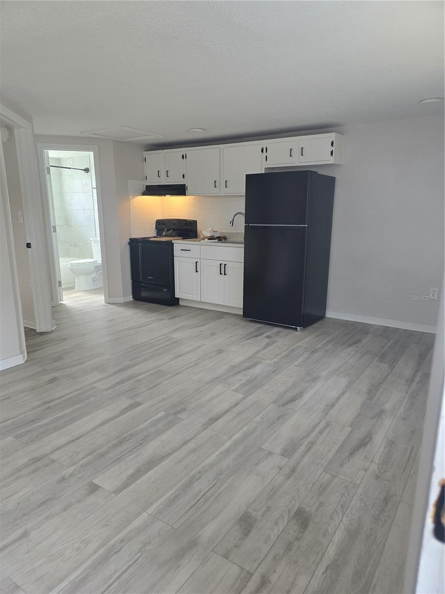 1104 E 140TH AVE #B — photo 18
