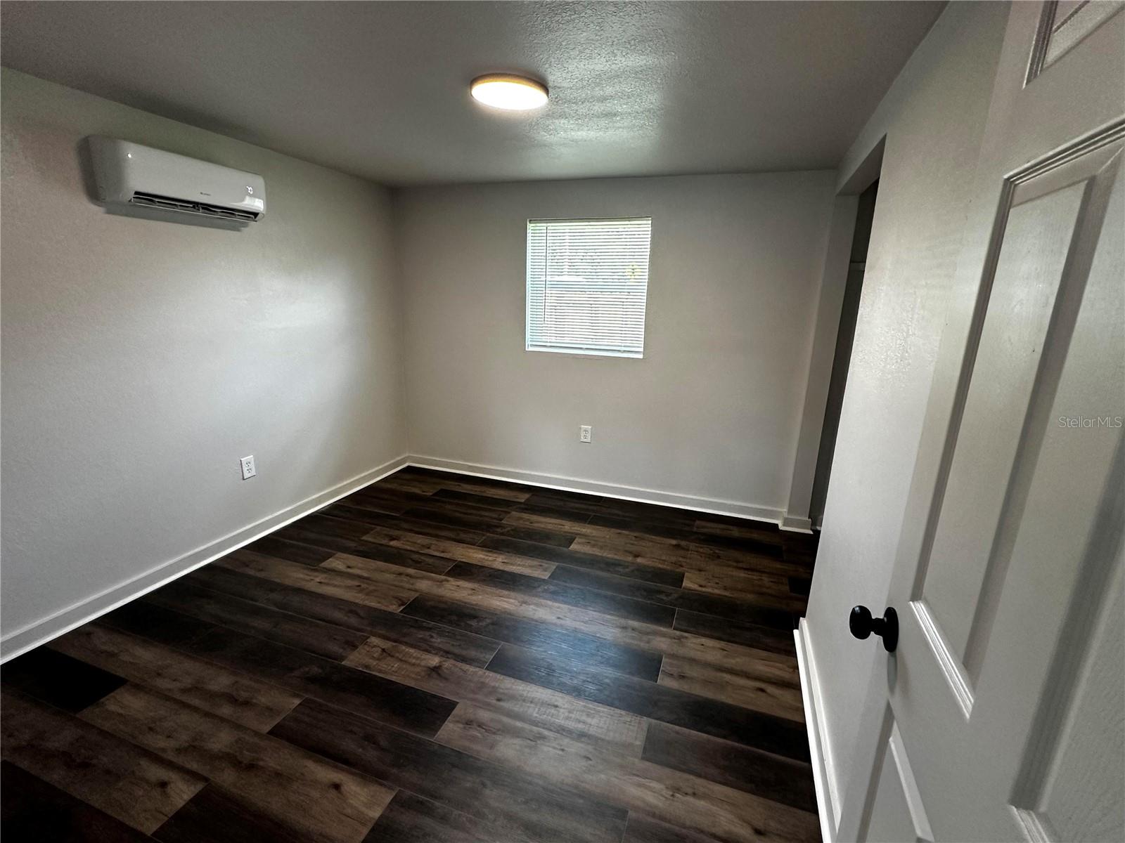1104 E 140TH AVE #B — photo 15