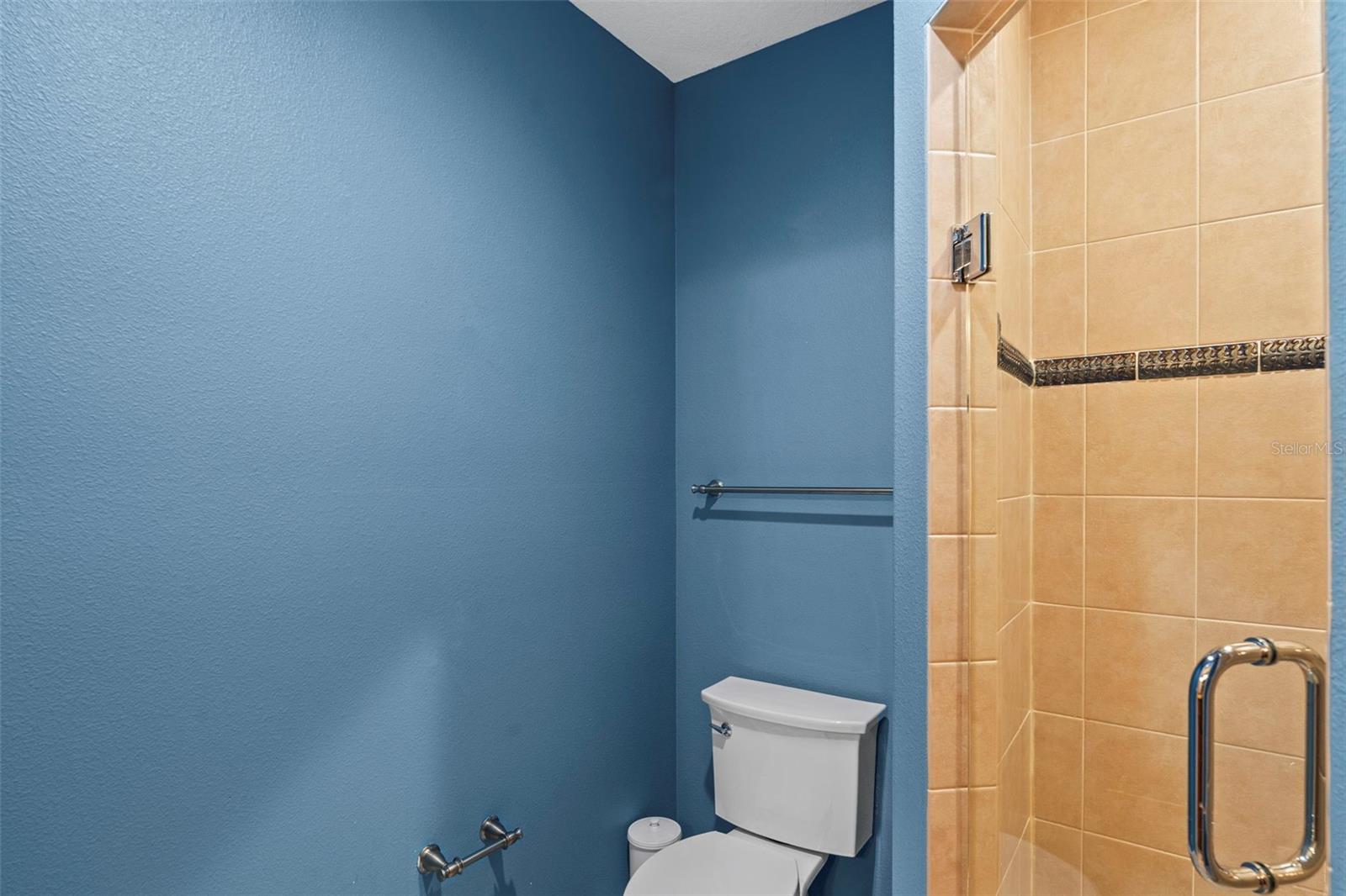3317 W LEONA ST — photo 57