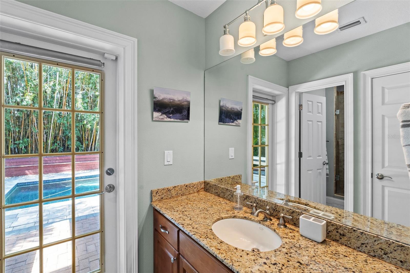 3317 W LEONA ST — photo 25