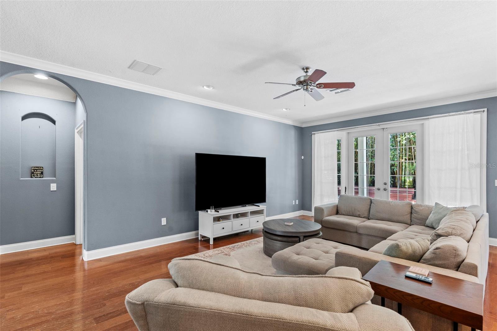 3317 W LEONA ST — photo 14