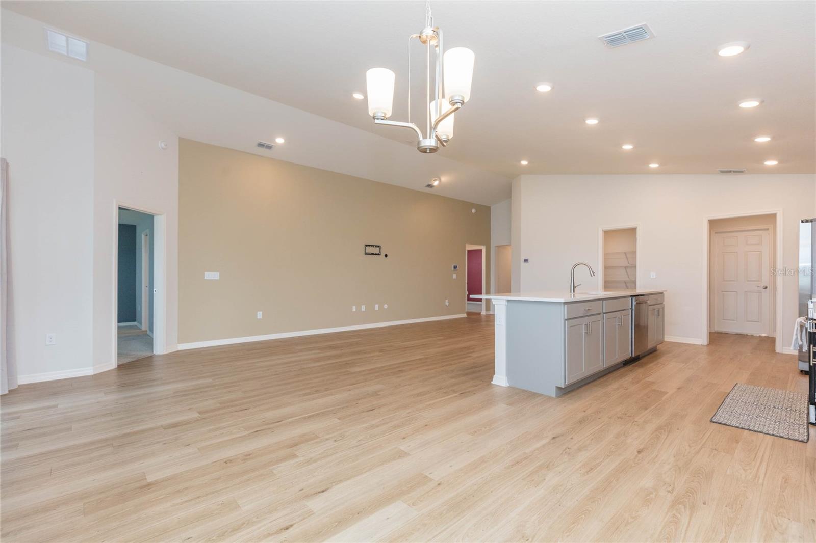 35171 CRESCENT CREEK DR — photo 16
