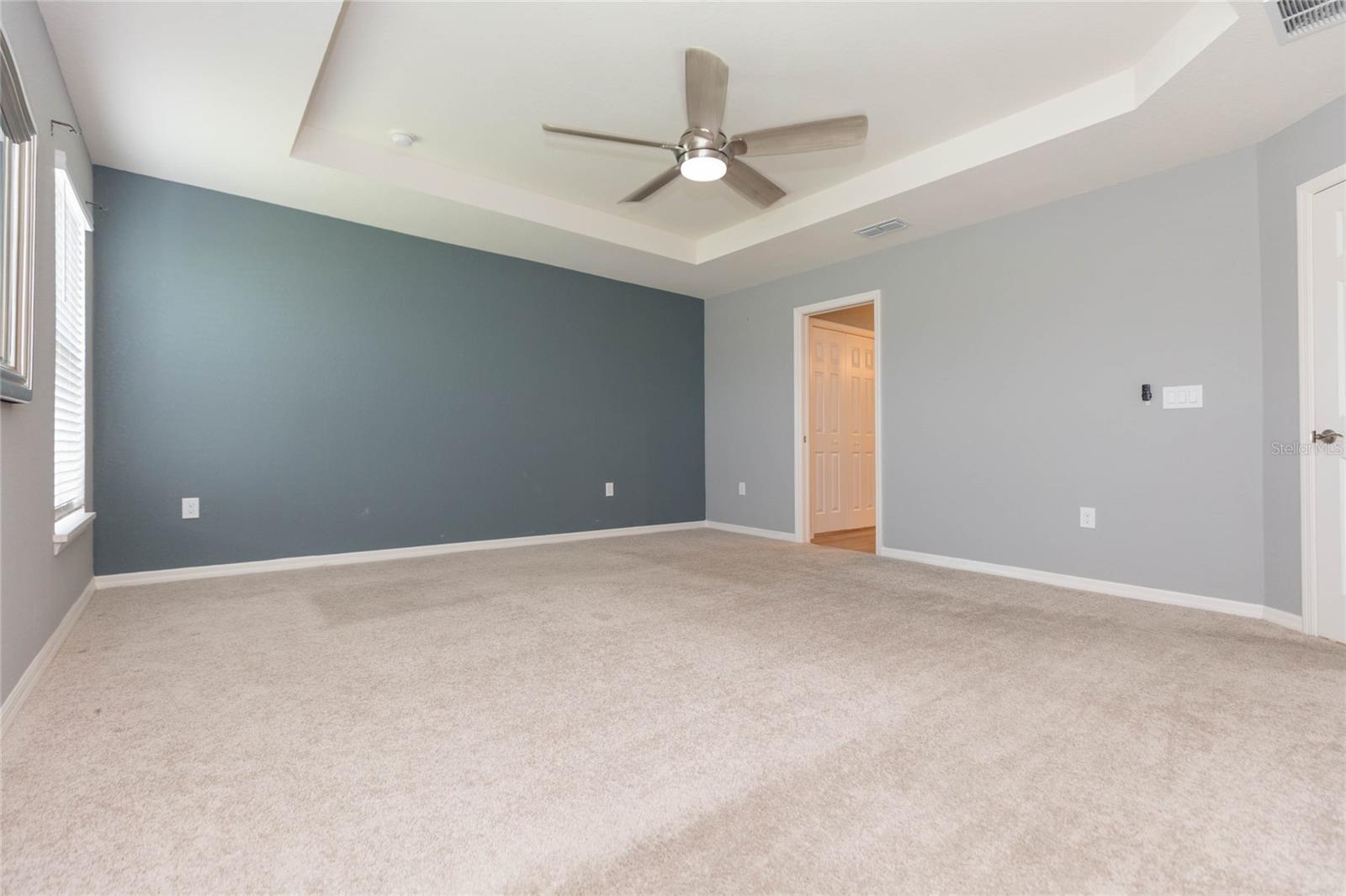 35171 CRESCENT CREEK DR — photo 4