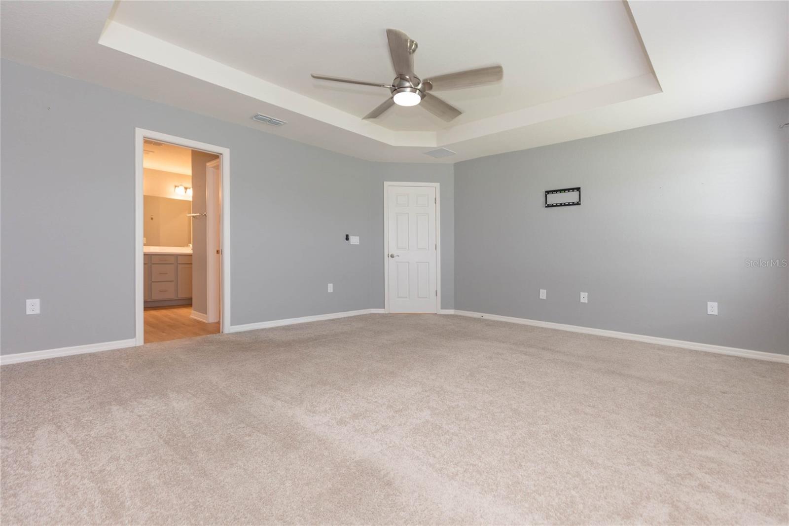 35171 CRESCENT CREEK DR — photo 25