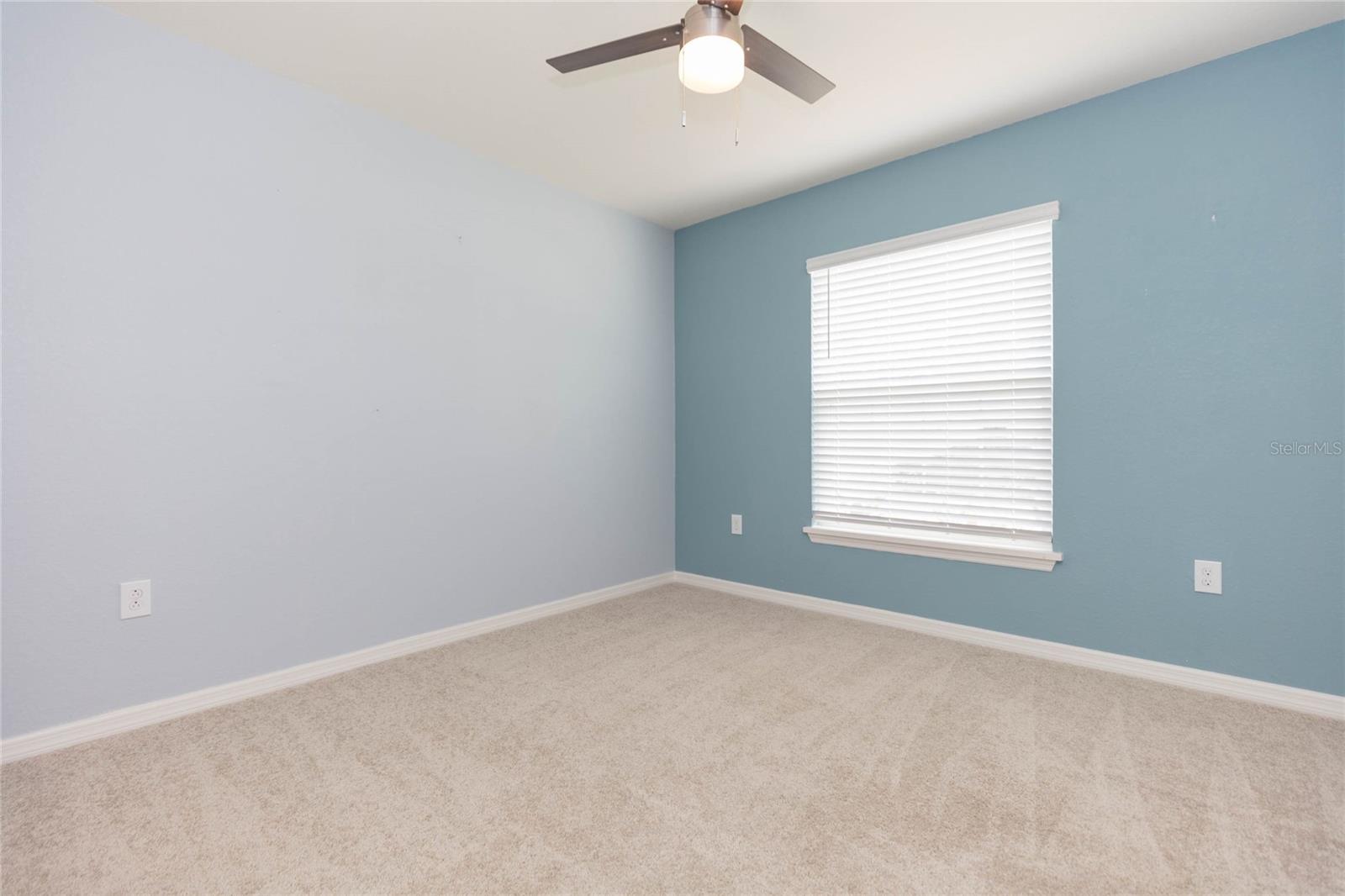 35171 CRESCENT CREEK DR — photo 17