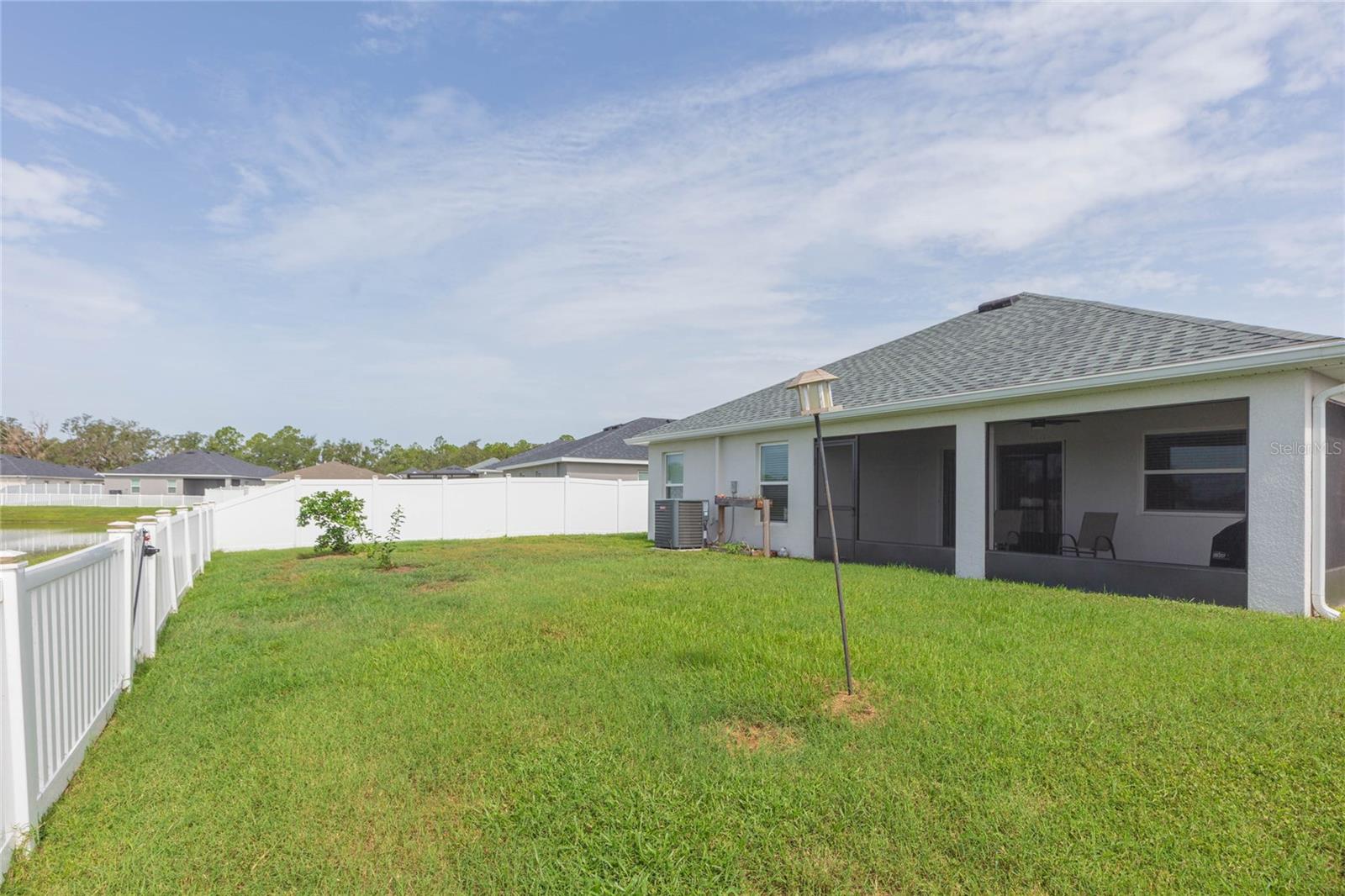 35171 CRESCENT CREEK DR — photo 37