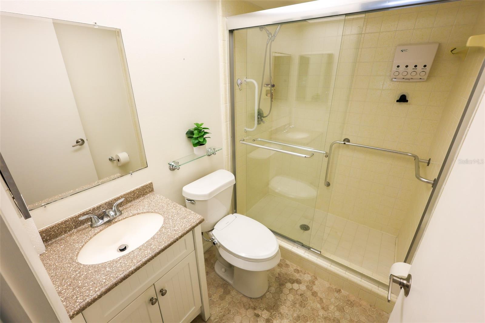 1235 S HIGHLAND AVE #4-306 — photo 10