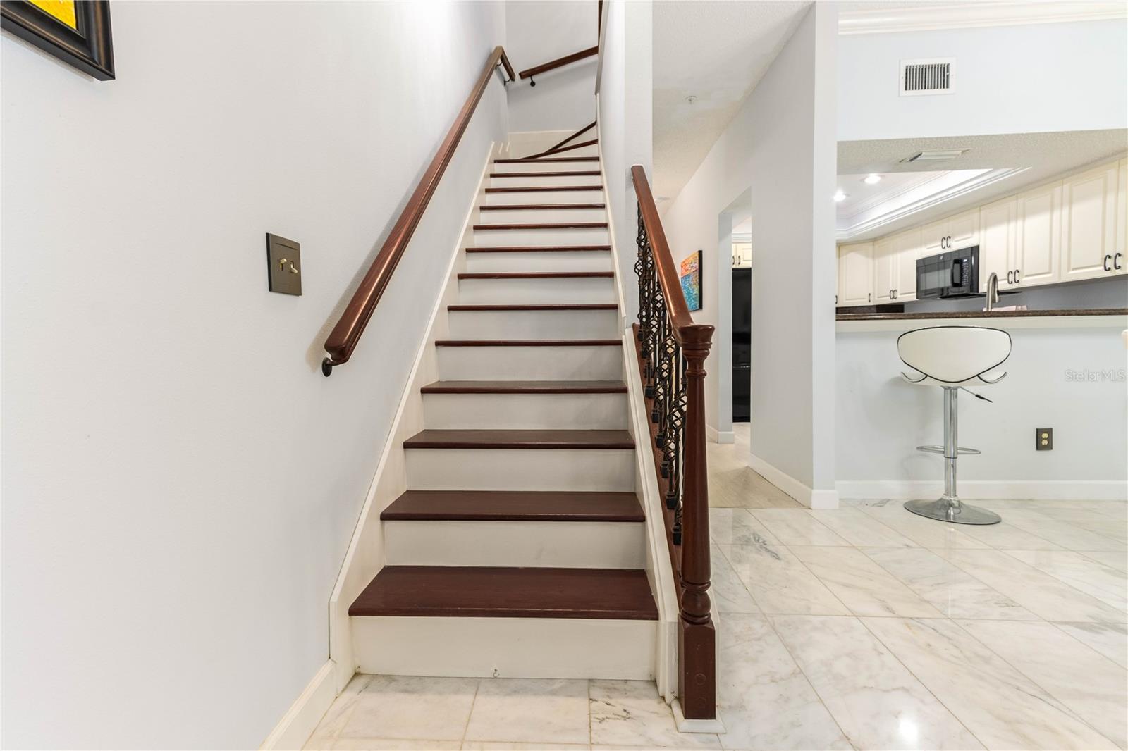 320 ISLAND WAY #605 — photo 19
