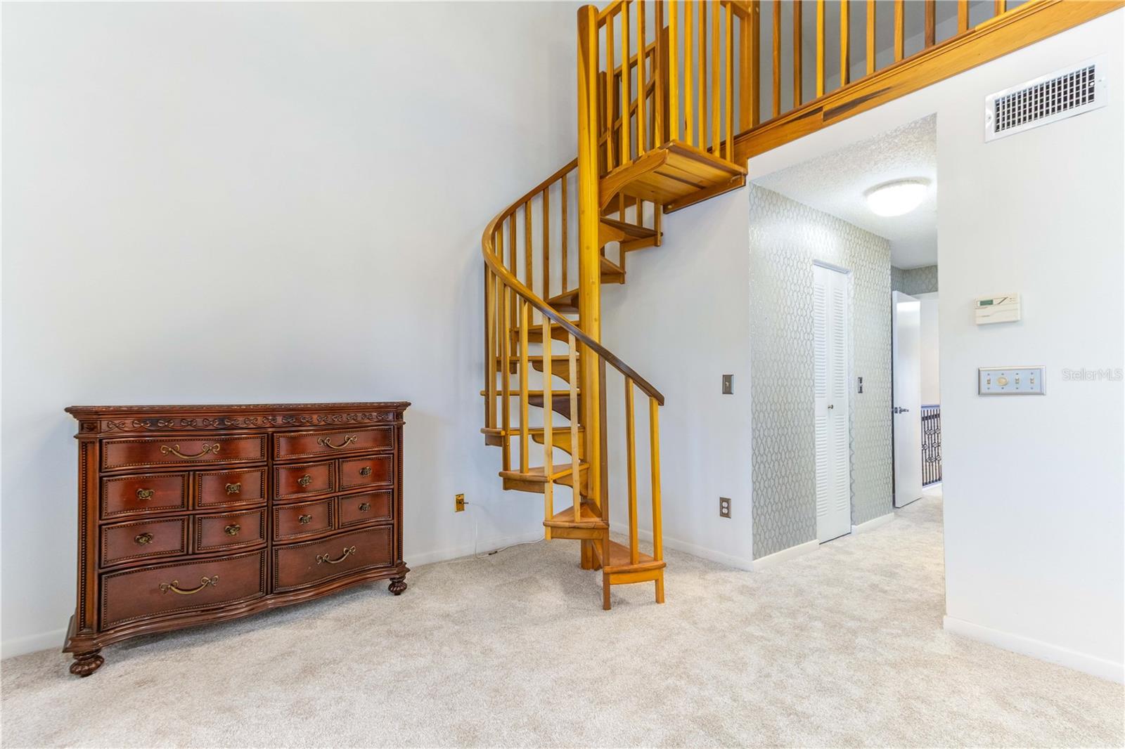 320 ISLAND WAY #605 — photo 22