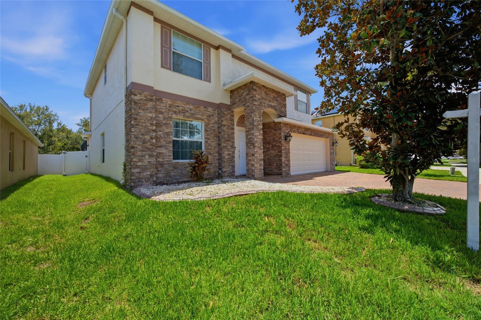 12407 GILMERTON MIST LN — photo 2