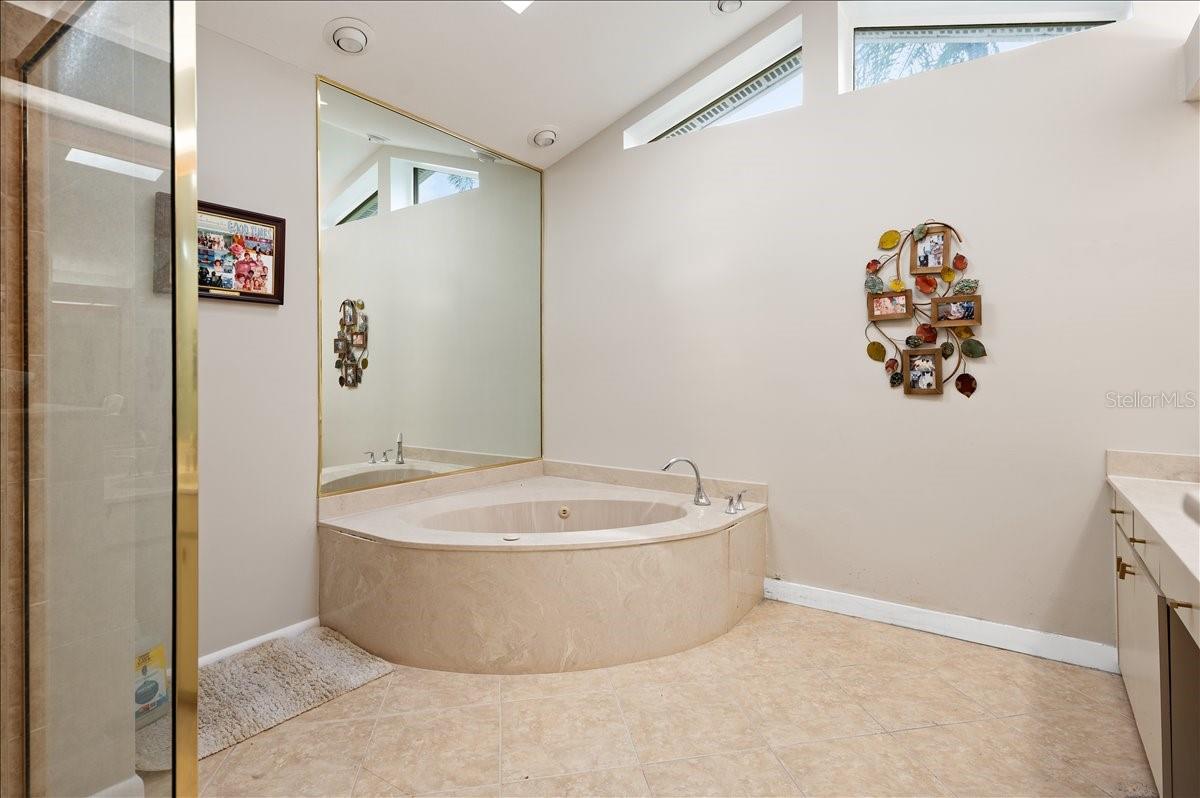 5438 DOMINICA CIR — photo 14