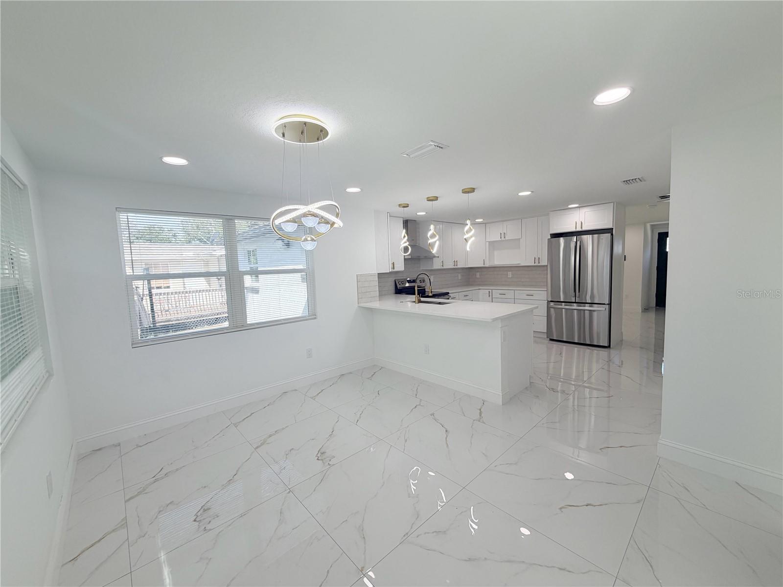 6400 MONTANA AVE — photo 11