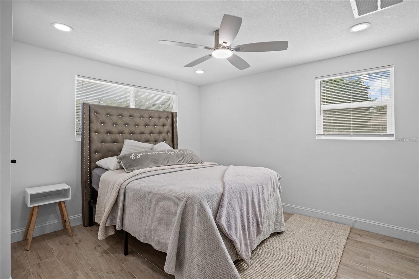 6400 MONTANA AVE — photo 12