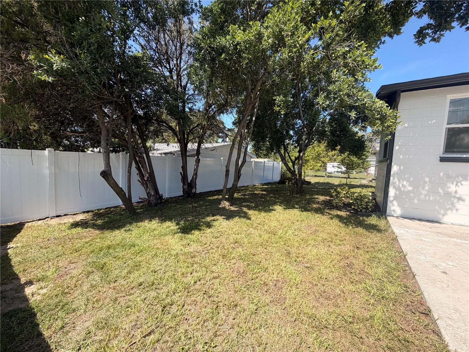 6400 MONTANA AVE — photo 22
