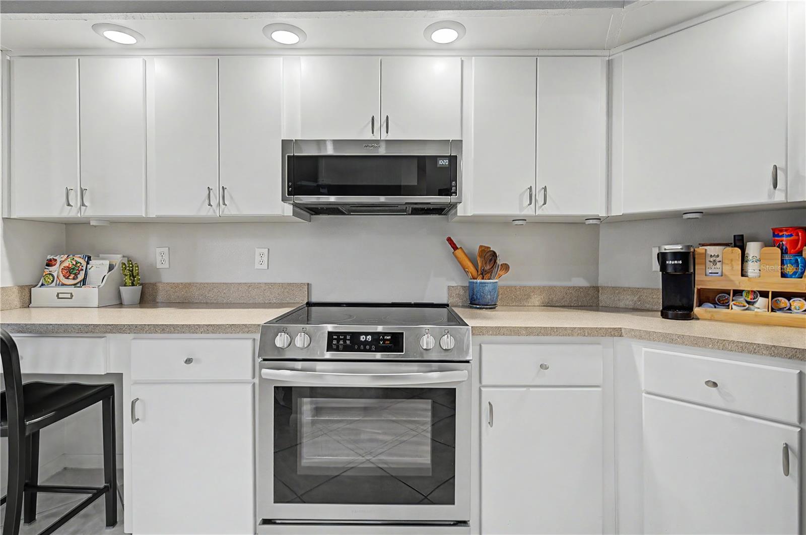 207 LIGHTHOUSE CT — photo 14
