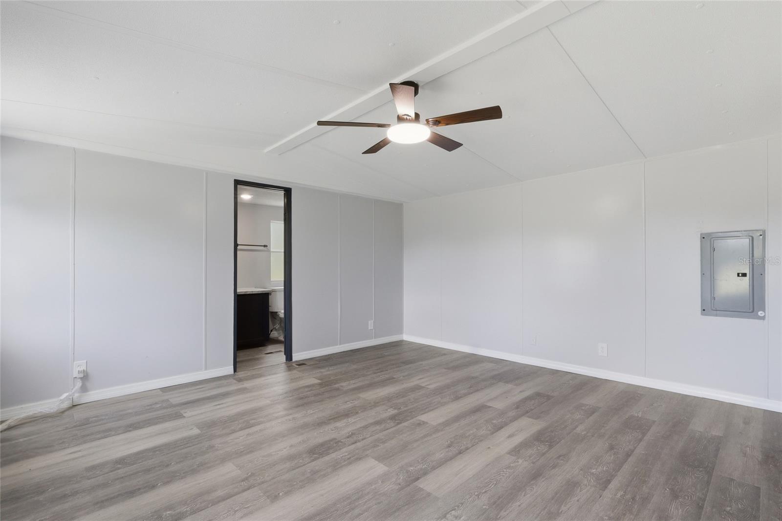 7930 FROGGY LN — photo 12