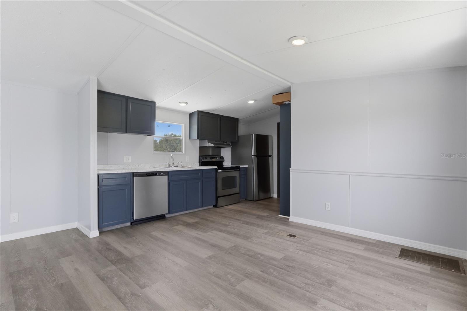 7930 FROGGY LN — photo 9