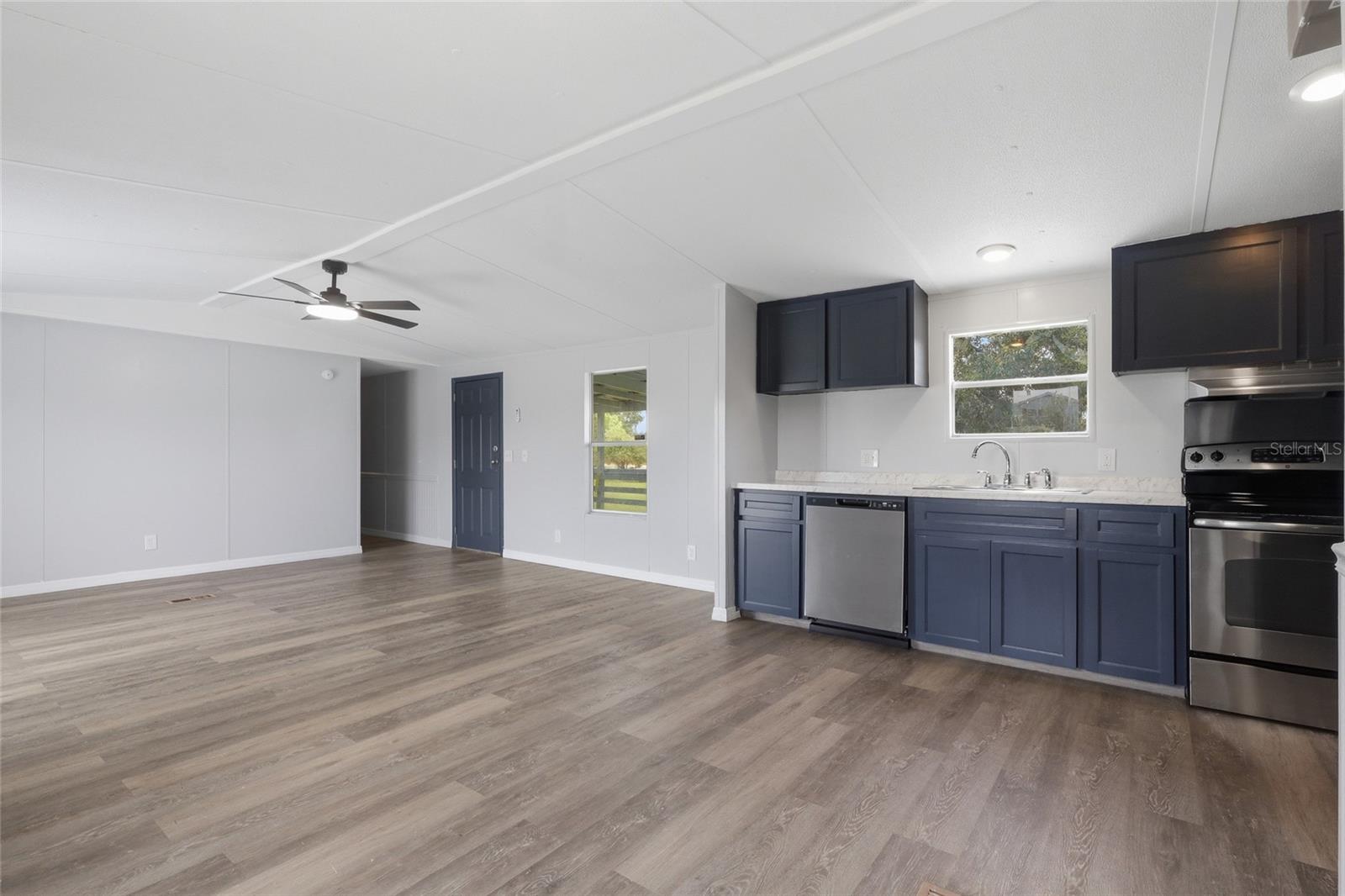 7930 FROGGY LN — photo 8