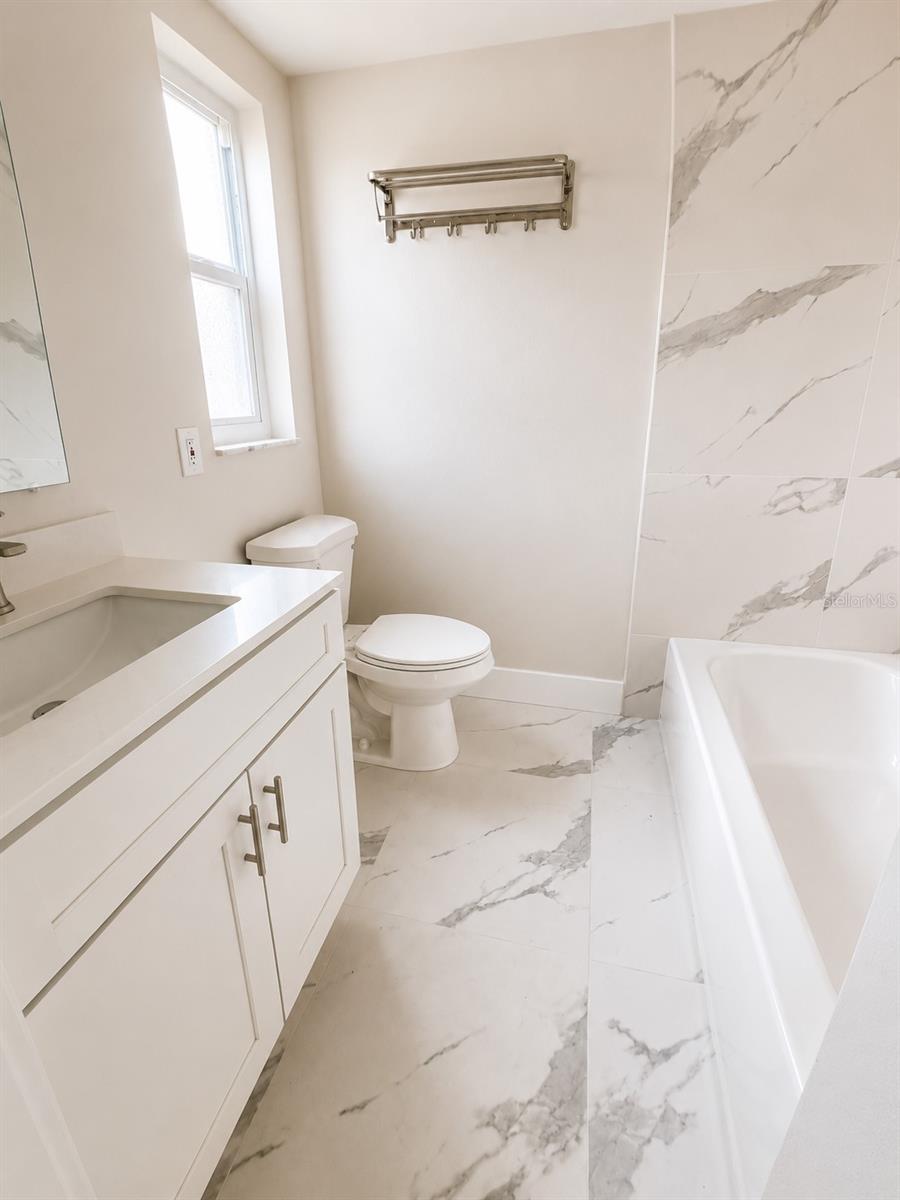 295 110TH AVE #1 — photo 8