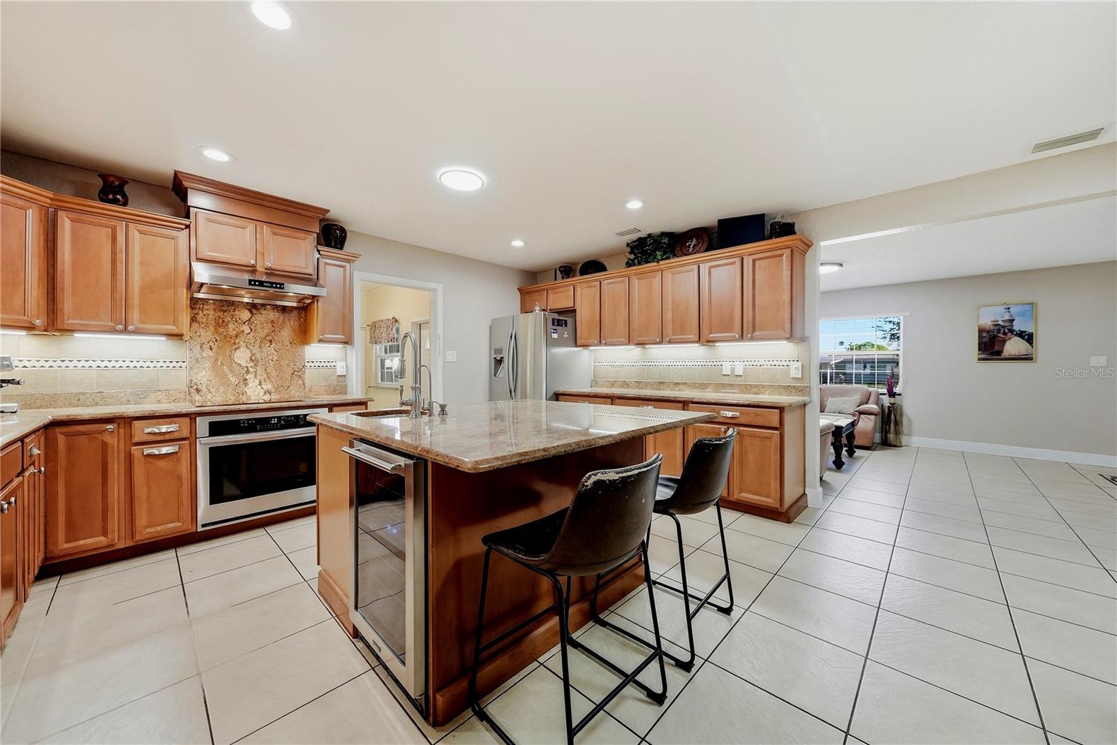 3006 W SAINT CONRAD ST — photo 17
