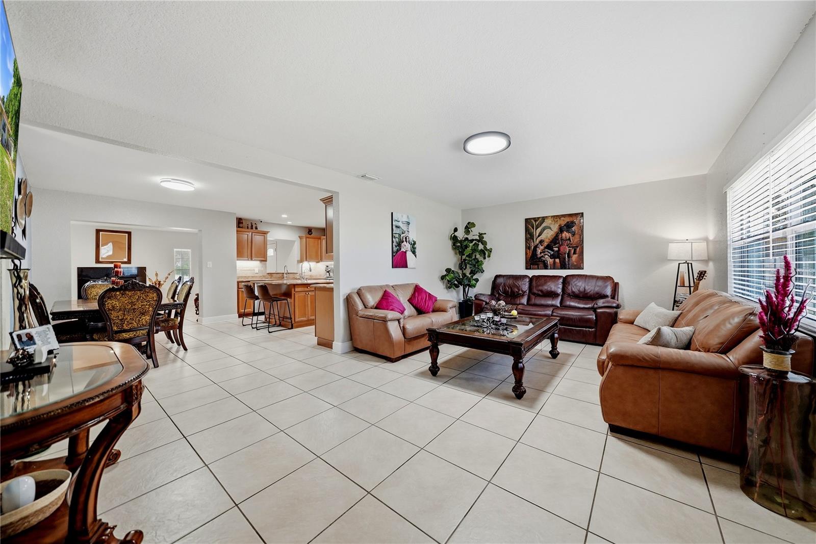 3006 W SAINT CONRAD ST — photo 10