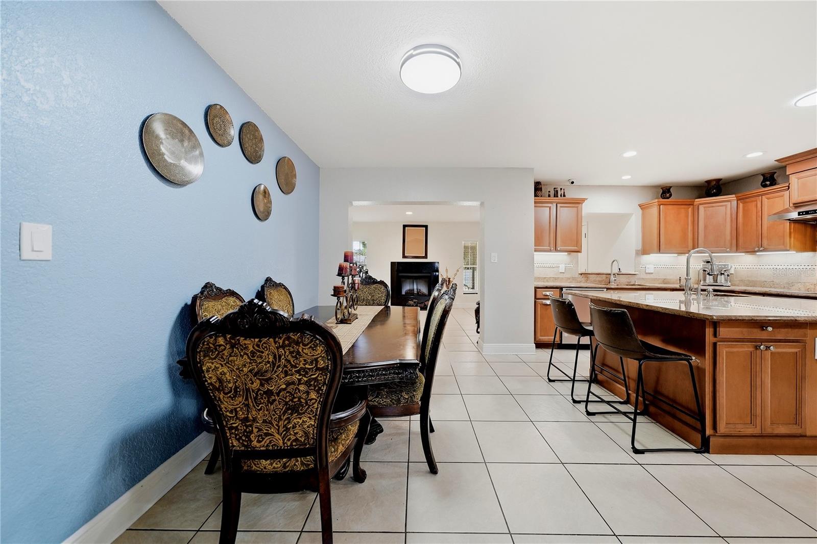 3006 W SAINT CONRAD ST — photo 22