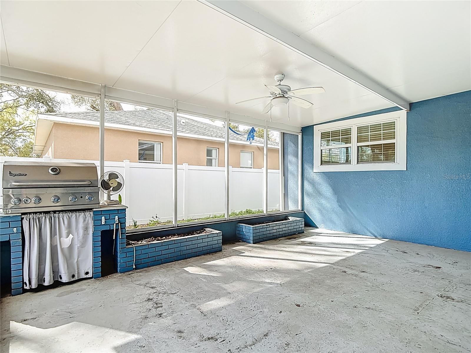 3002 W ARCH ST — photo 56