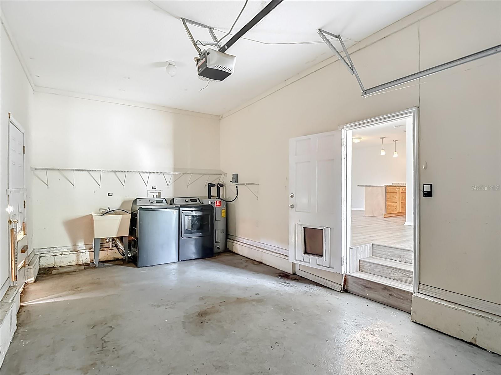 3002 W ARCH ST — photo 51