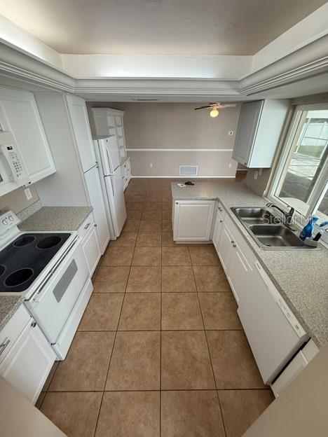 3654 PIN OAKS ST — photo 30