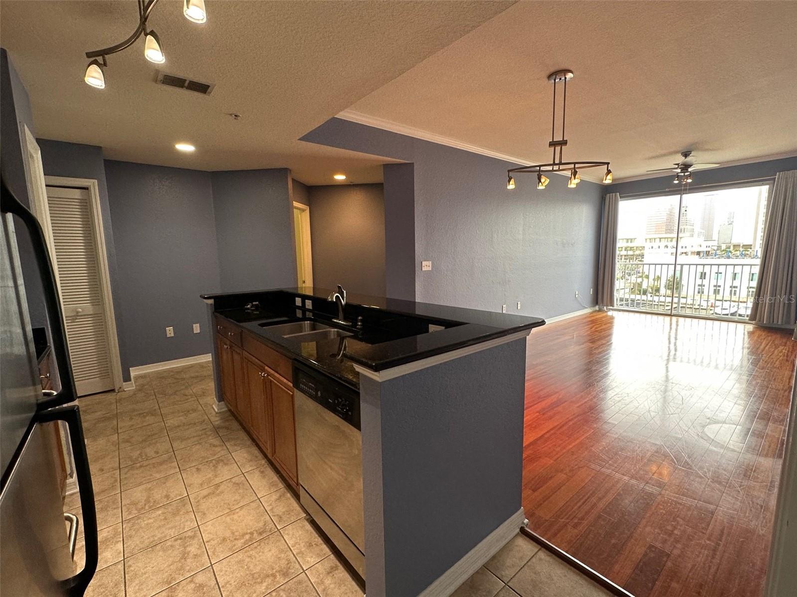 700 S HARBOUR ISLAND BLVD #523 — photo 6