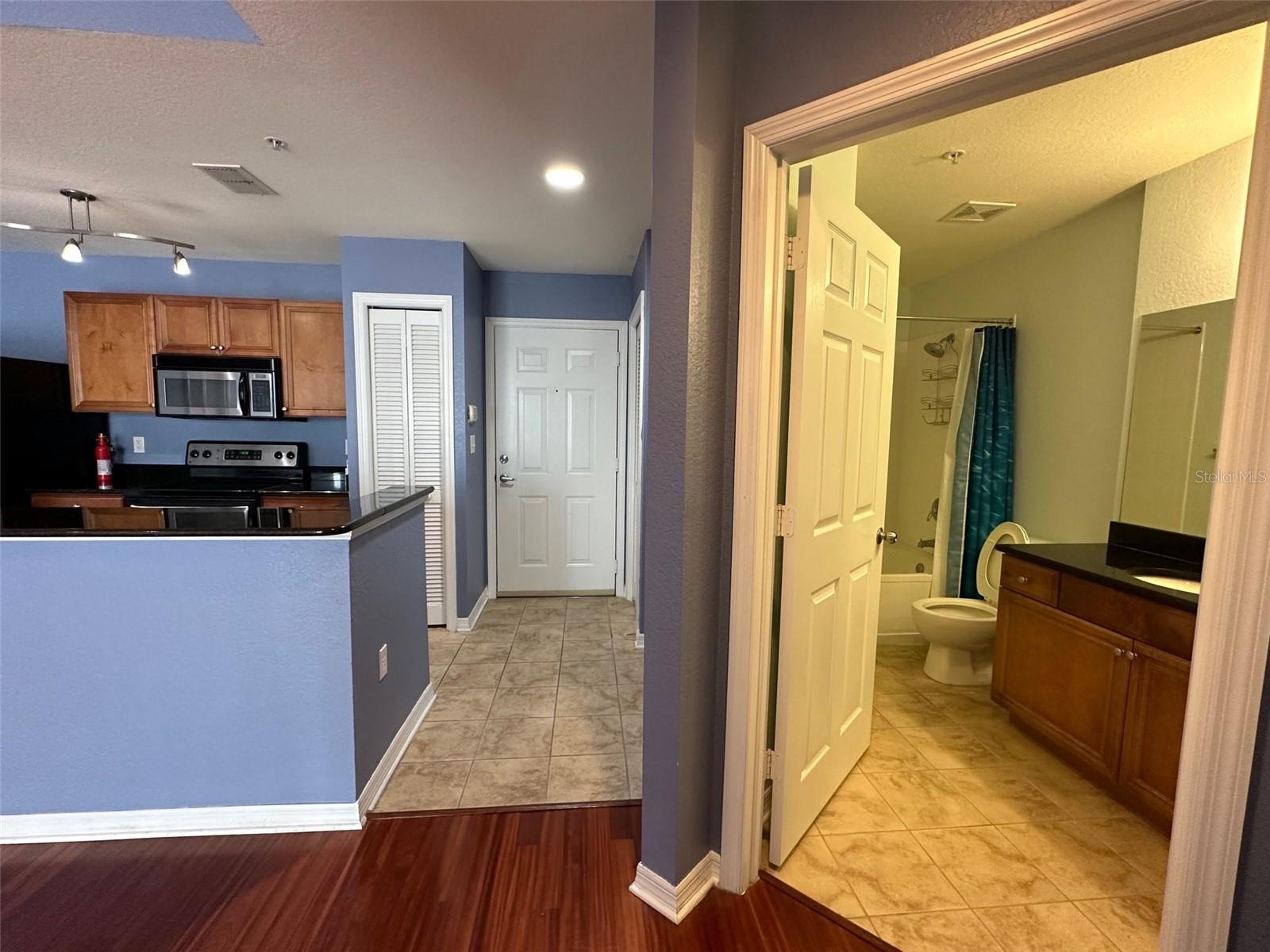 700 S HARBOUR ISLAND BLVD #523 — photo 8