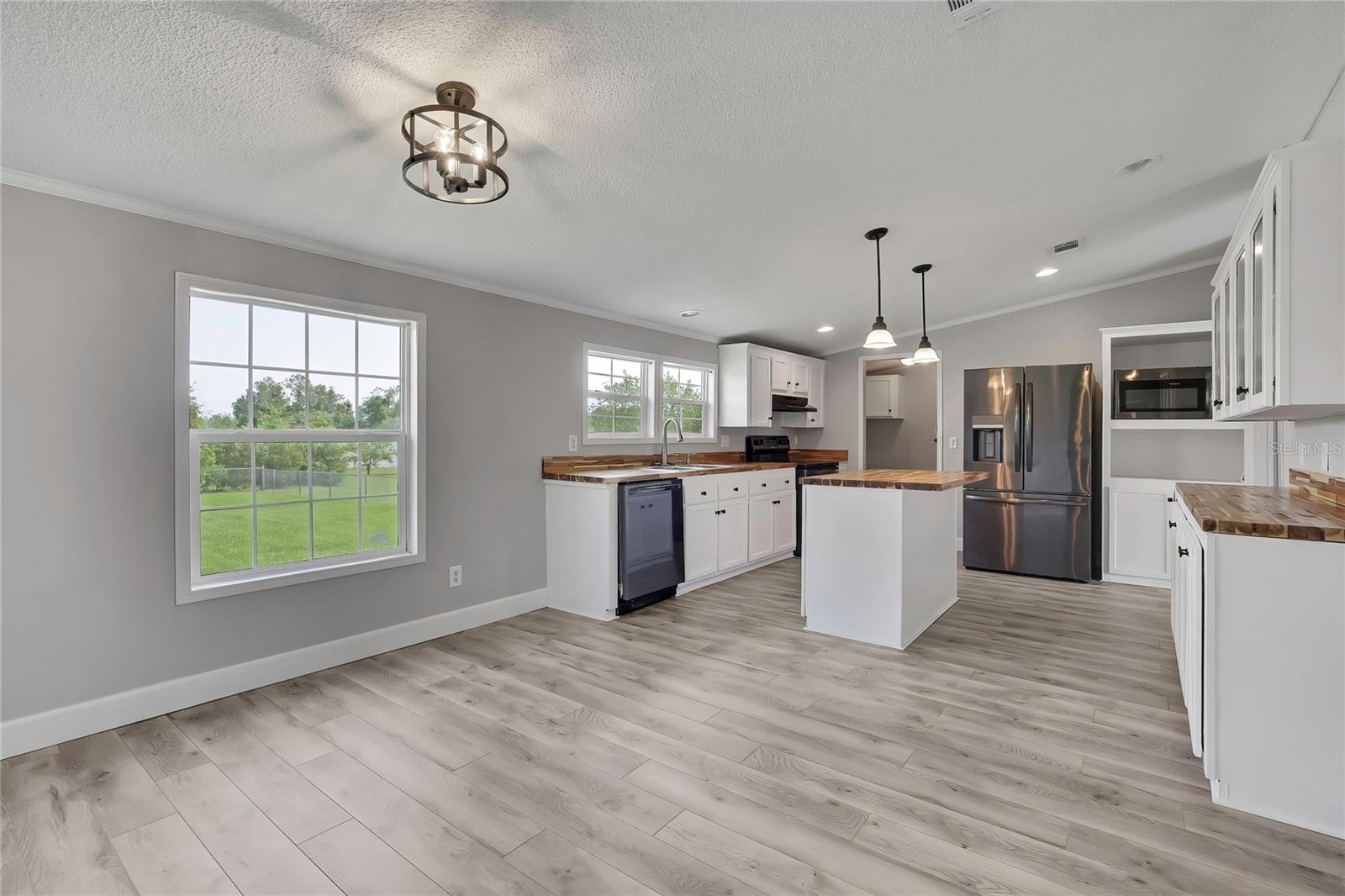 36125 WHITE FIR WAY — photo 10