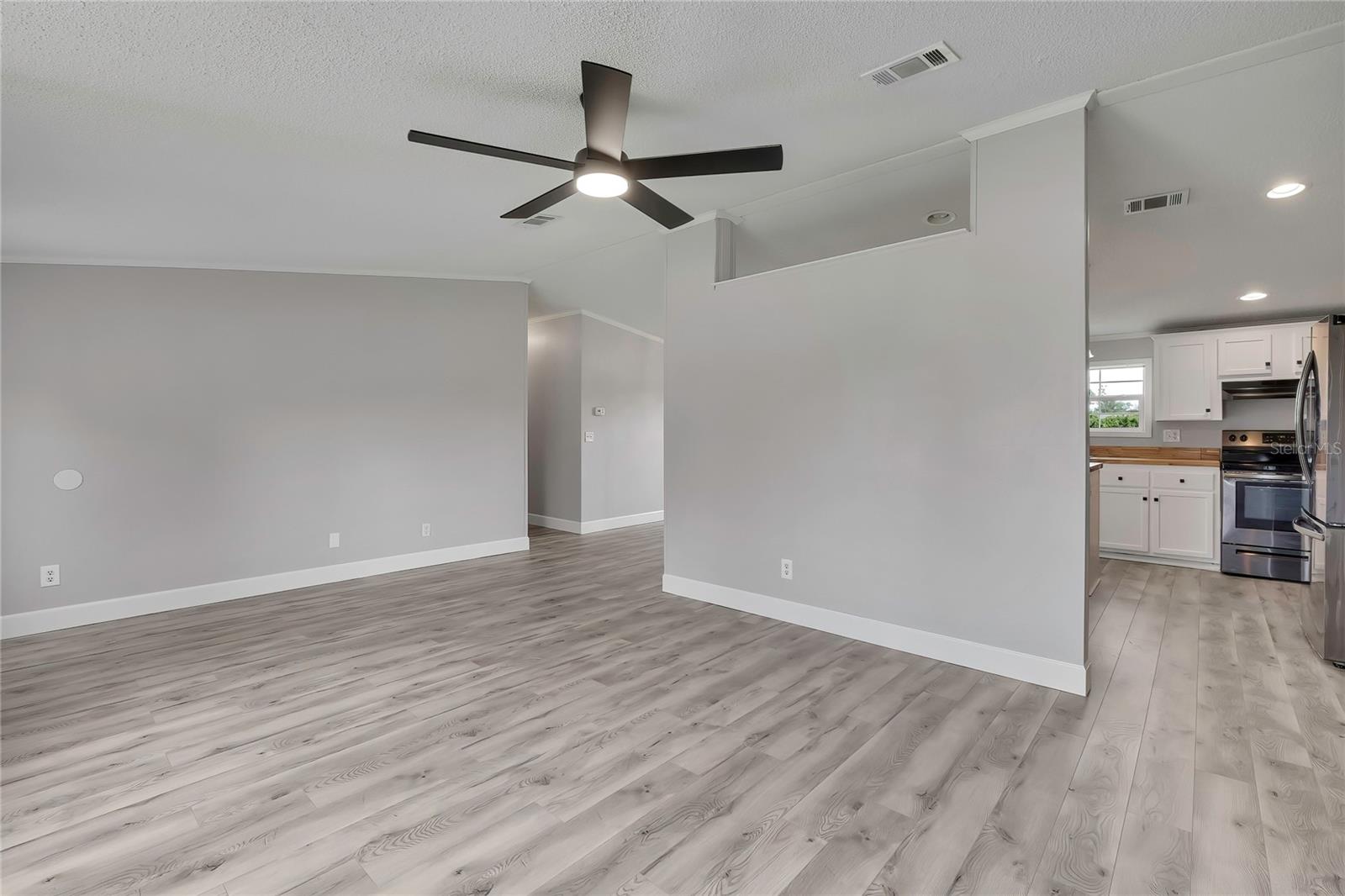 36125 WHITE FIR WAY — photo 7
